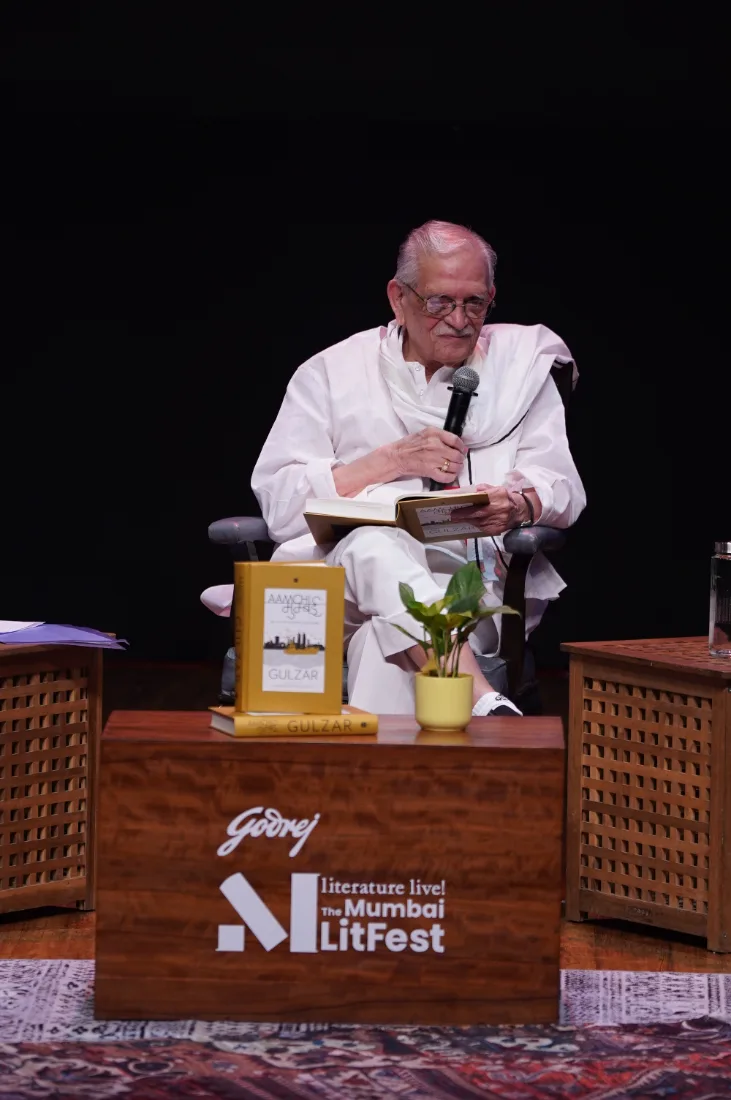 Gulzar reading from Aamchi Mumbai at Godrej Literature Live! The Mumbai LitFest 2026